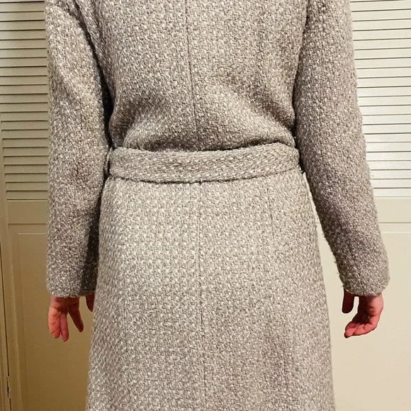 Tahari wool coat - Picture 3 of 3